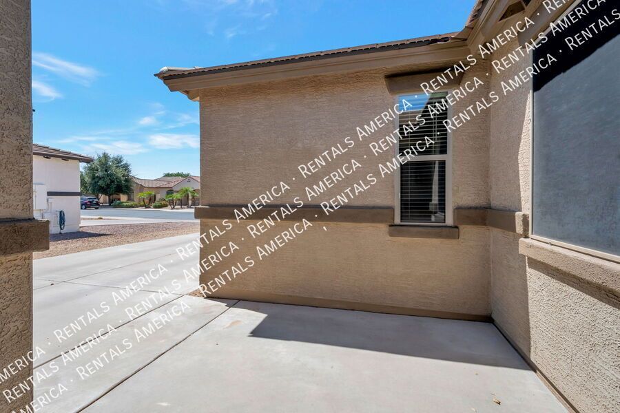 Charming 4 Bedroom Home in Desirable Queen Creek Location property image