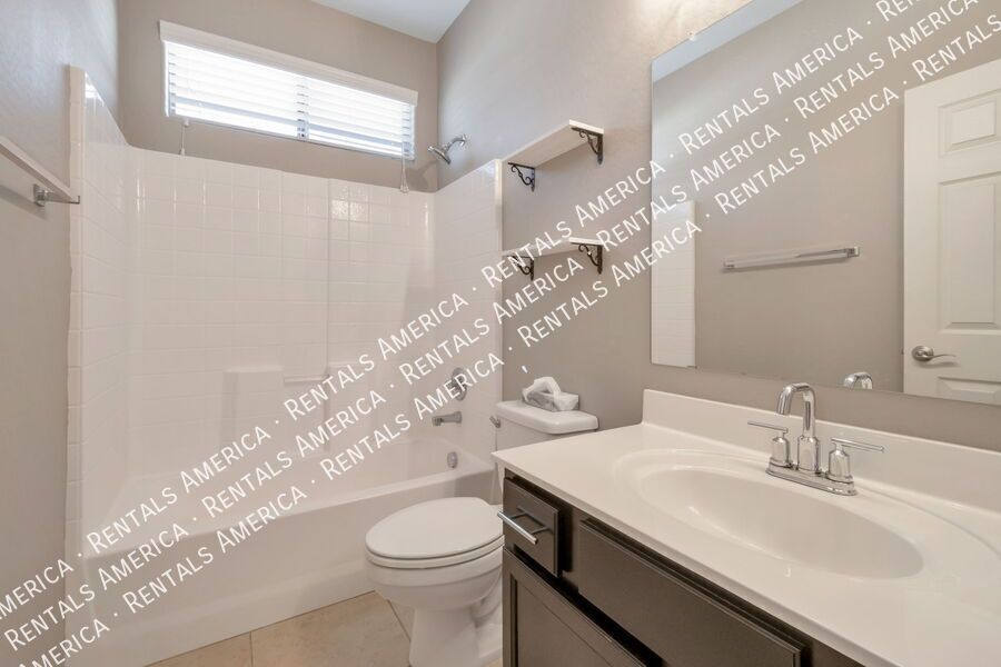 Charming 4 Bedroom Home in Desirable Queen Creek Location property image