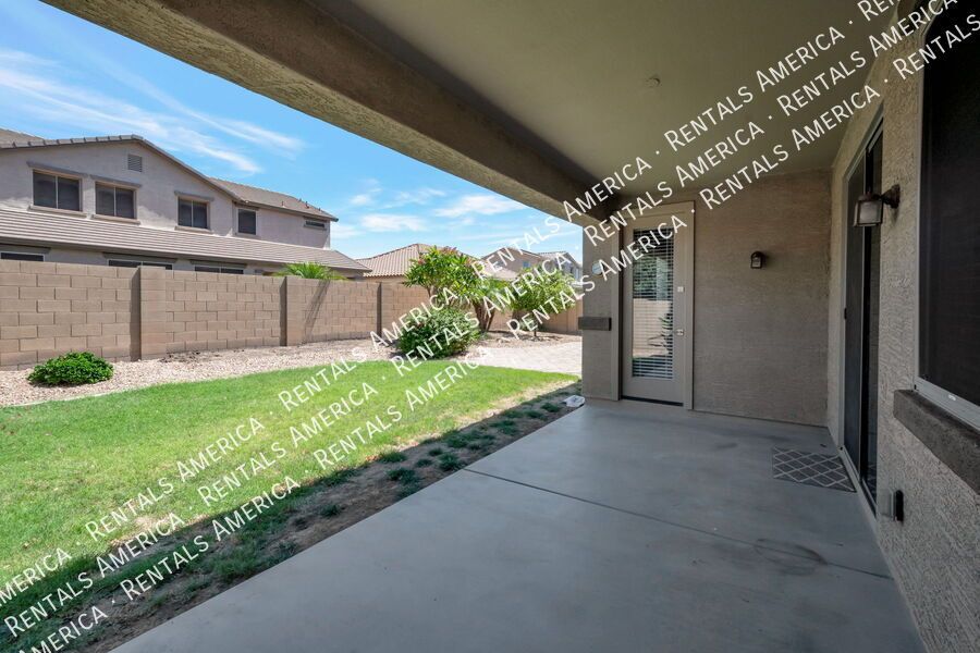 Charming 4 Bedroom Home in Desirable Queen Creek Location property image
