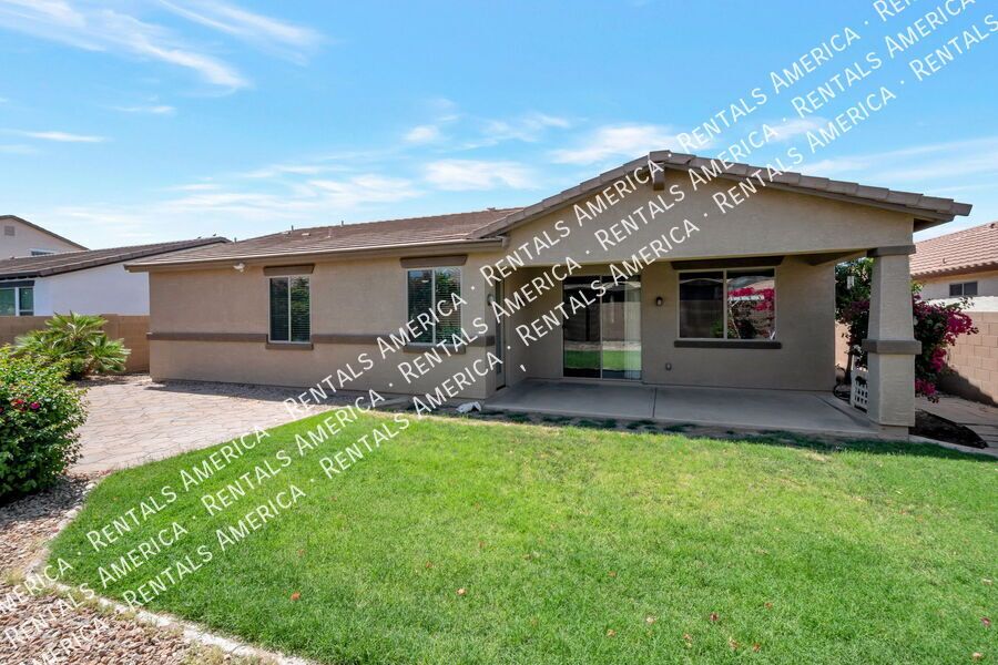 Charming 4 Bedroom Home in Desirable Queen Creek Location property image