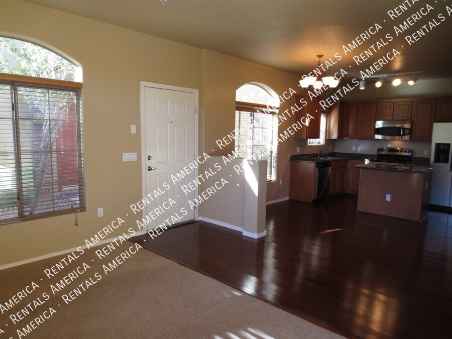 Great Condo in Gated Community ~ Close to Pool property image