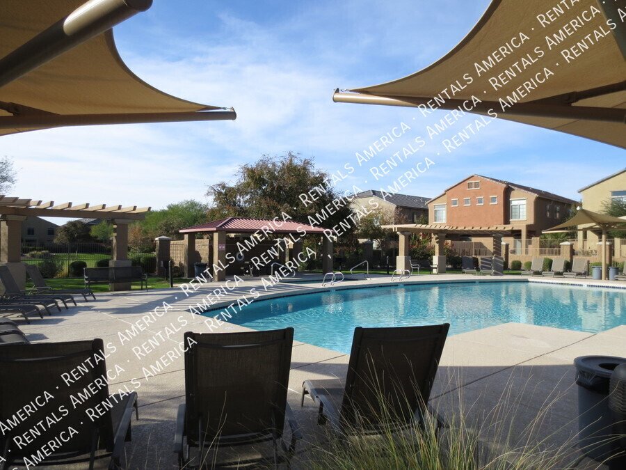 Great Condo in Gated Community ~ Close to Pool property image