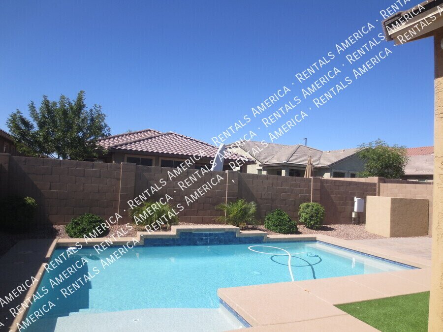 Beautiful 3/2 Home in Gilbert w/Pool ~ Move in Ready NOW property image