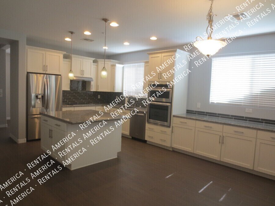 Beautiful 3/2 Home in Gilbert w/Pool ~ Move in Ready NOW property image
