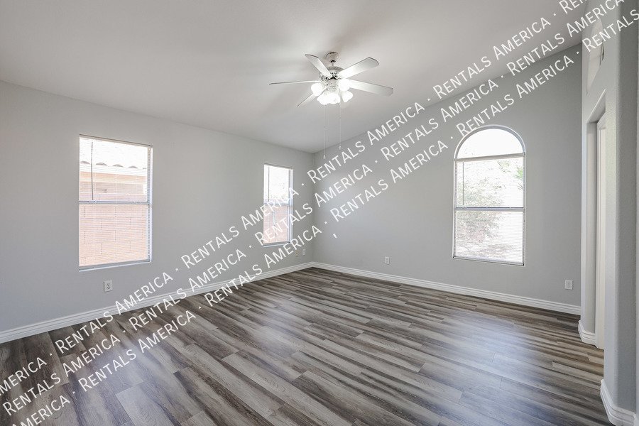 Move in Ready with Special! property image