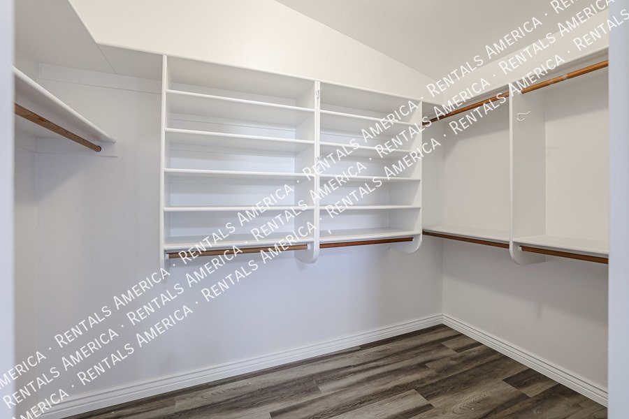 Move in Ready with Special! property image