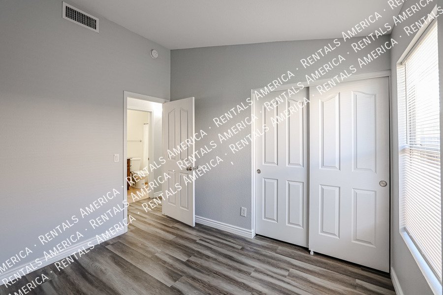 Move in Ready with Special! property image
