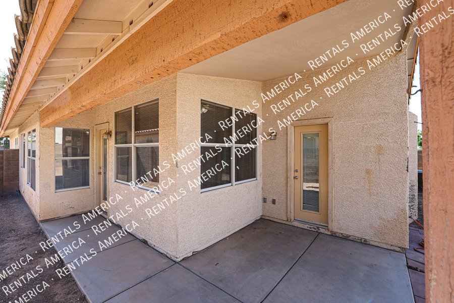 Move in Ready with Special! property image