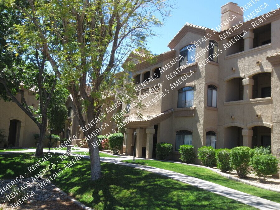 Perfectly Wonderful One Bedroom in Best Possible Scottsdale Location! property image