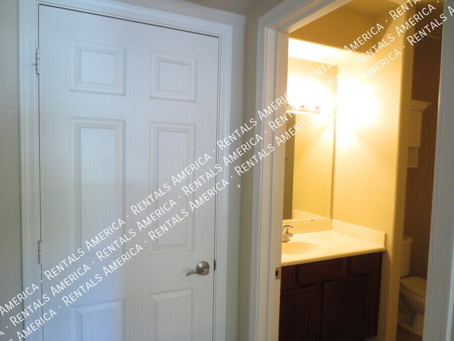 Perfectly Wonderful One Bedroom in Best Possible Scottsdale Location! property image