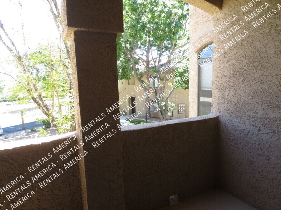 Perfectly Wonderful One Bedroom in Best Possible Scottsdale Location! property image