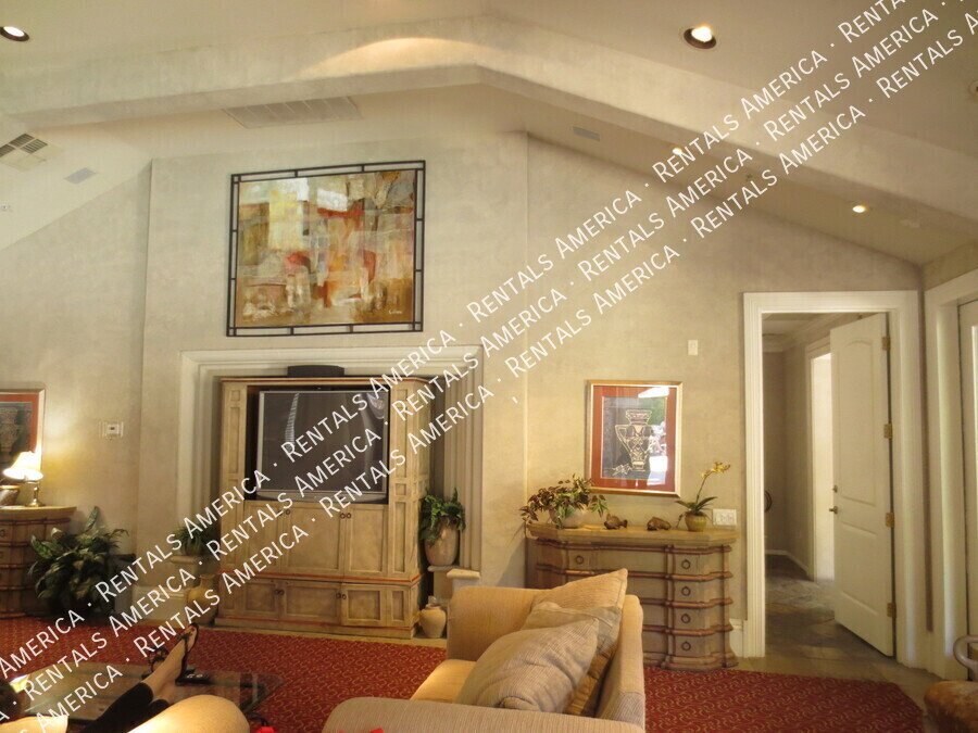 Perfectly Wonderful One Bedroom in Best Possible Scottsdale Location! property image