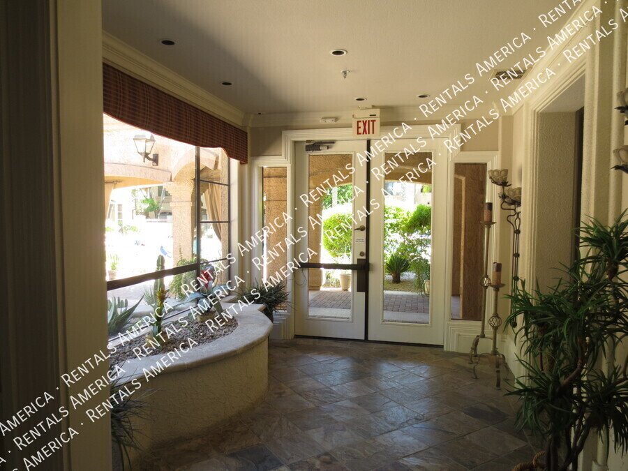 Perfectly Wonderful One Bedroom in Best Possible Scottsdale Location! property image