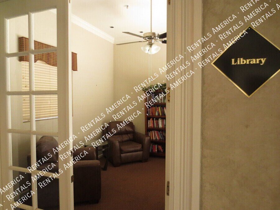 Perfectly Wonderful One Bedroom in Best Possible Scottsdale Location! property image