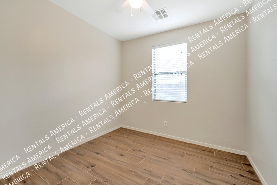 Beautiful 4 bedroom home in San Tan Valley! property image