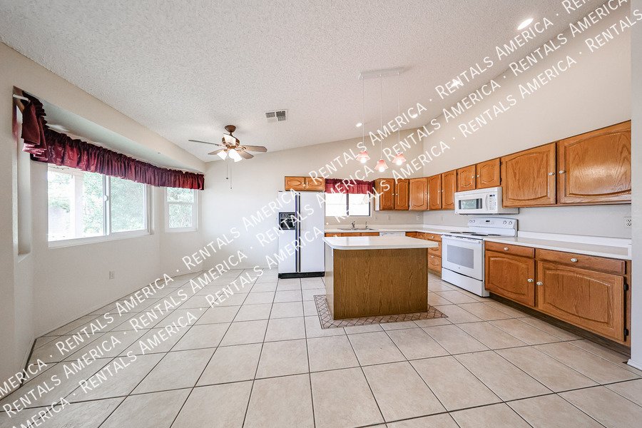 Leisure World 55 plus community! $300 off Move-In property image
