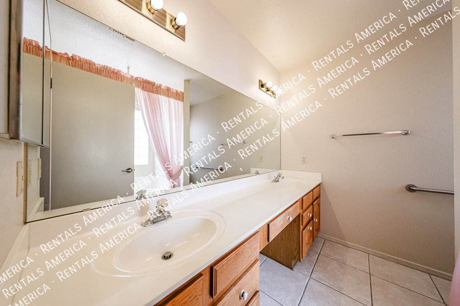 Leisure World 55 plus community! $300 off Move-In property image