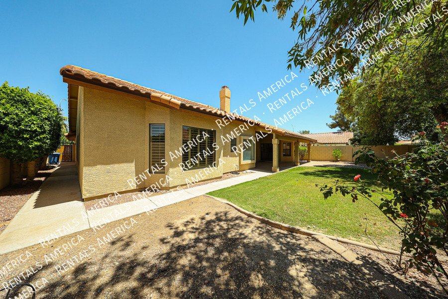 Gorgeous single level home property image