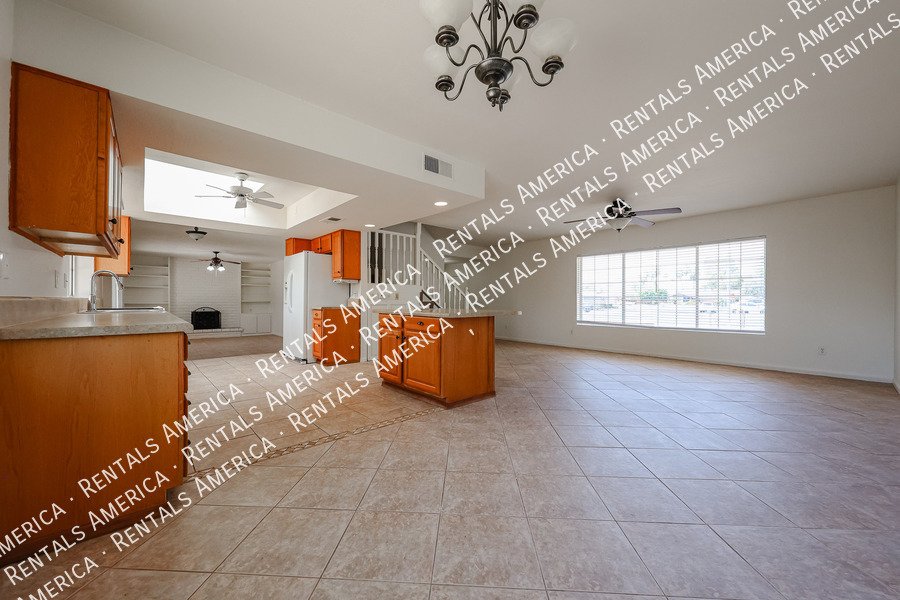 4bed  2.5 bath in Dobson Ranch- Large lot  on Culd-a-sac property image