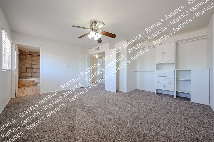 4bed  2.5 bath in Dobson Ranch- Large lot  on Culd-a-sac property image