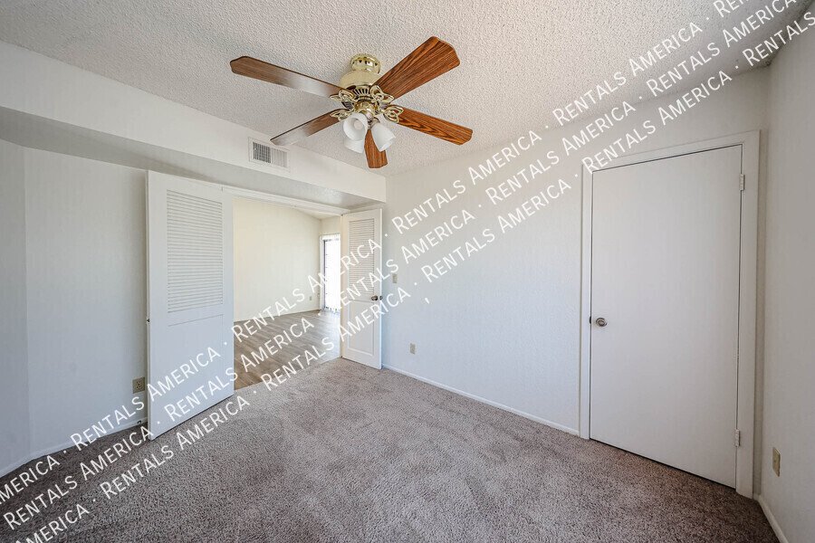 839 S Westwood property image