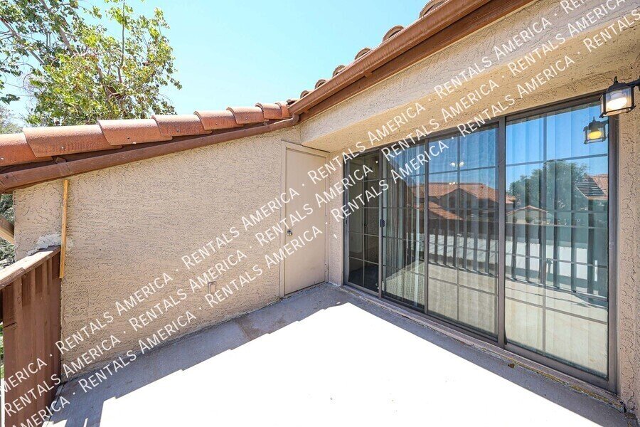 839 S Westwood property image