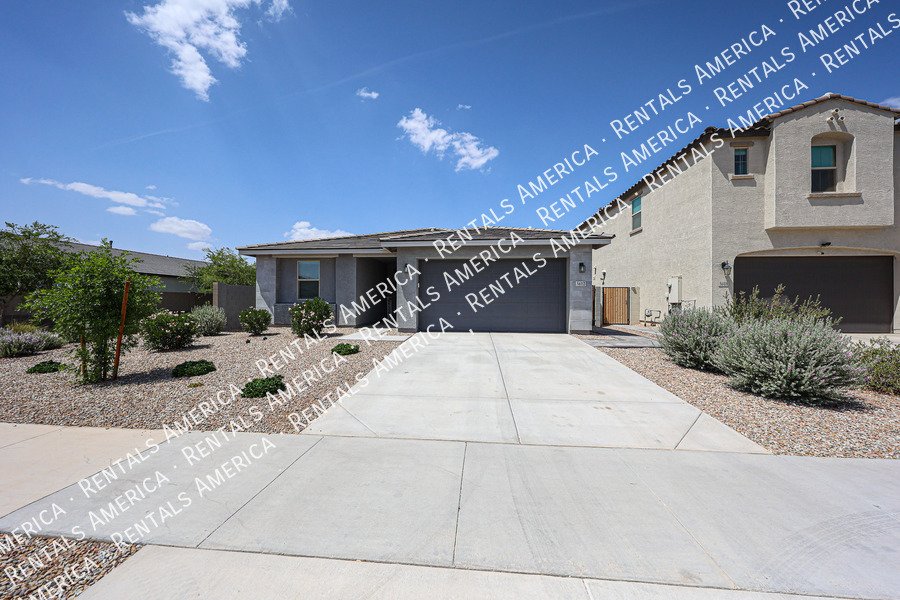 Gorgeous Updated 3 bed and 2 bath Home! W/ SPECIAL OFFER property image