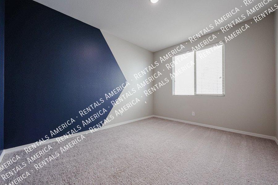 Gorgeous Updated 3 bed and 2 bath Home! W/ SPECIAL OFFER property image