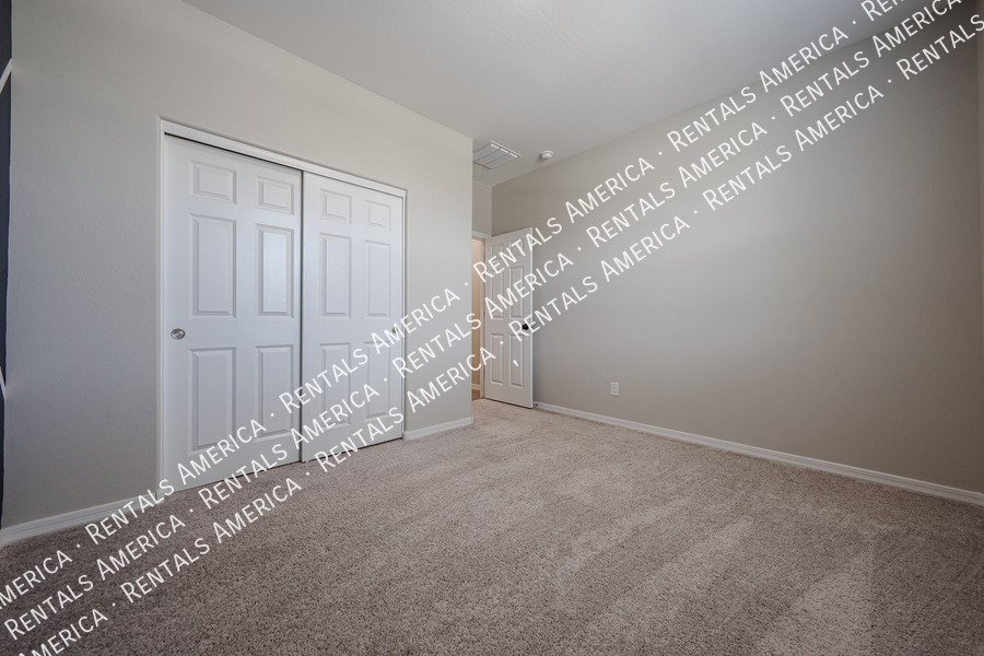 Gorgeous Updated 3 bed and 2 bath Home! W/ SPECIAL OFFER property image