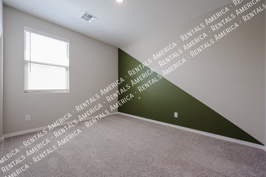 Gorgeous Updated 3 bed and 2 bath Home! W/ SPECIAL OFFER property image