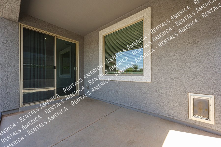 Gorgeous Updated 3 bed and 2 bath Home! W/ SPECIAL OFFER property image