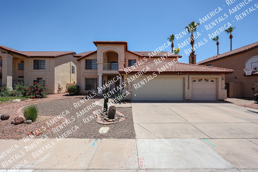 Beautiful & Spacious 4 Bdrm with an Extra Room & Pool in Garden Lakes! property image