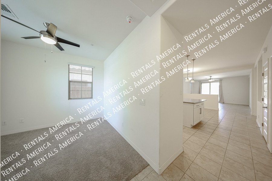 Beautiful 3BD 2BA with Den Home located in the Bridges East in Gilbert property image