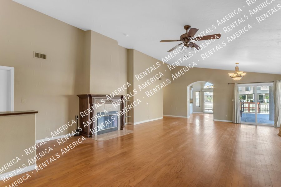 Available now Home in Arrowhead Lake Views and Pool! property image