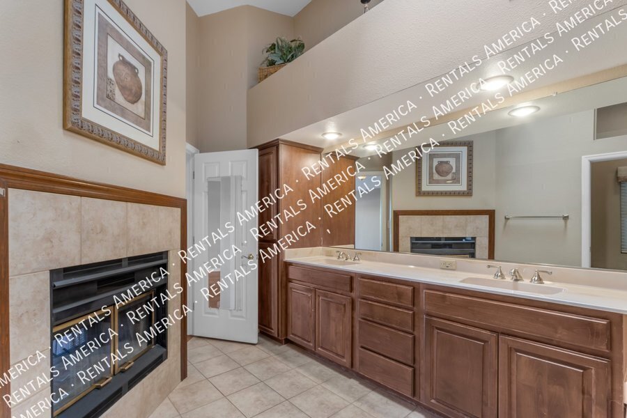 Available now Home in Arrowhead Lake Views and Pool! property image