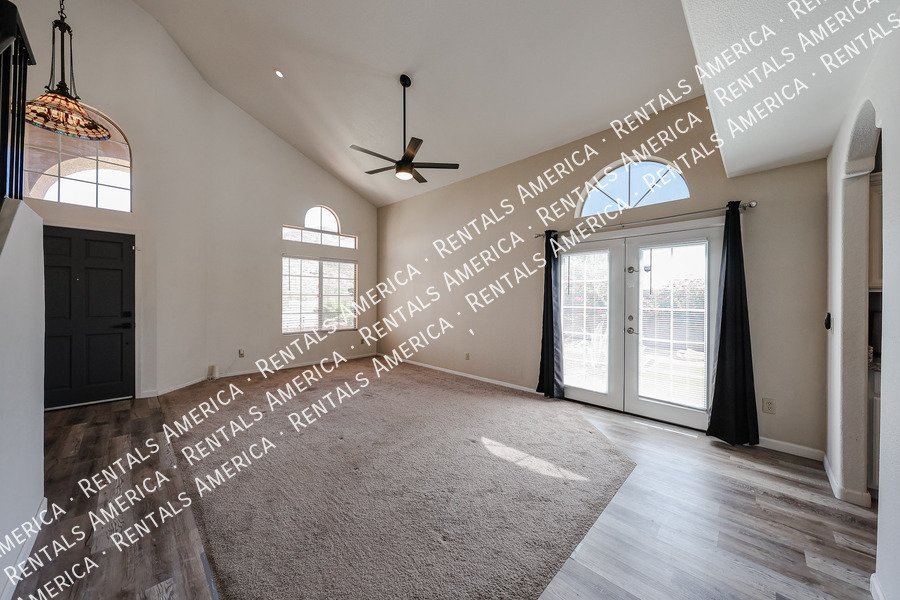 Amazing 4 Bedroom with Private Pool property image
