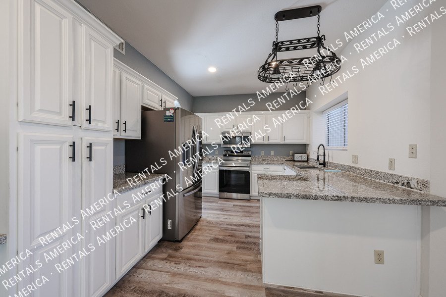 Amazing 4 Bedroom with Private Pool property image