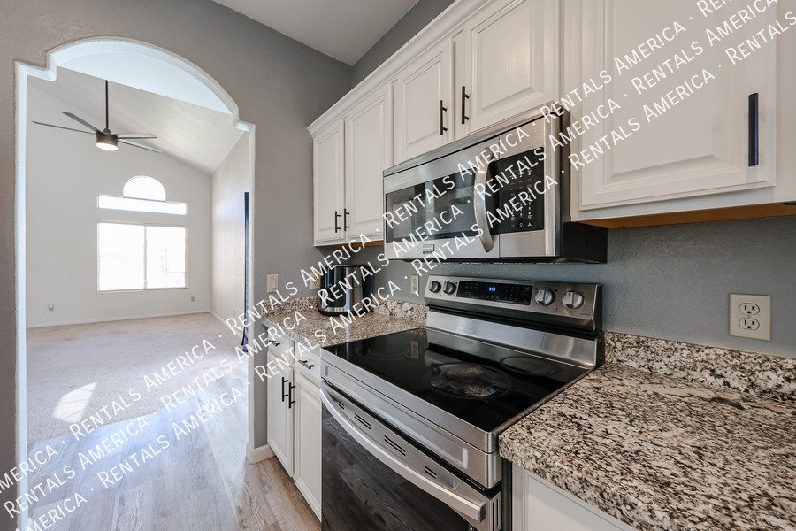 Amazing 4 Bedroom with Private Pool property image