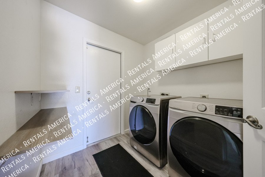 Amazing 4 Bedroom with Private Pool property image