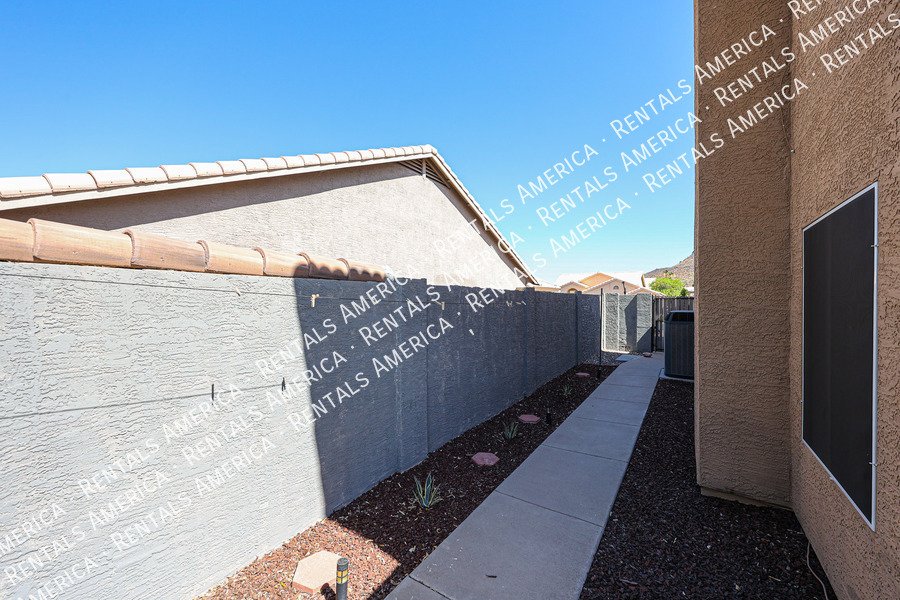 Amazing 4 Bedroom with Private Pool property image