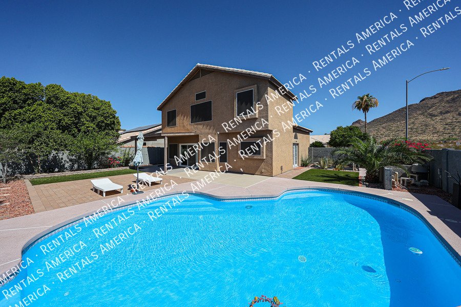 Amazing 4 Bedroom with Private Pool property image