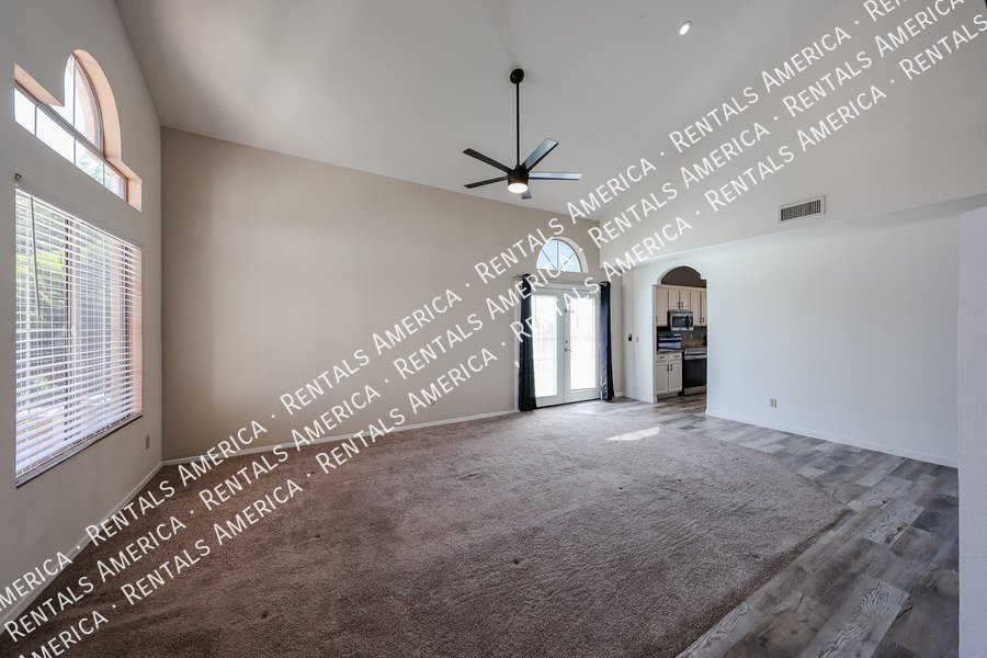 Amazing 4 Bedroom with Private Pool property image