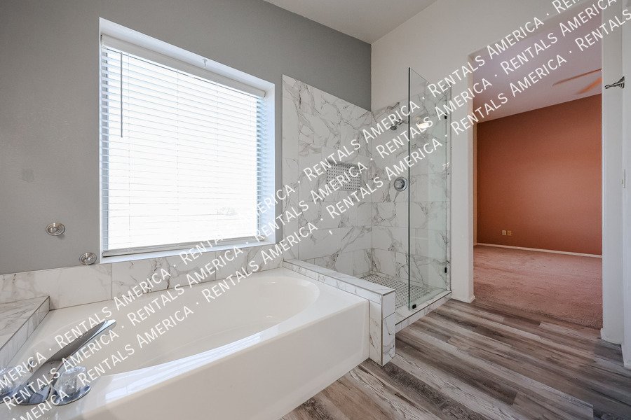 Amazing 4 Bedroom with Private Pool property image