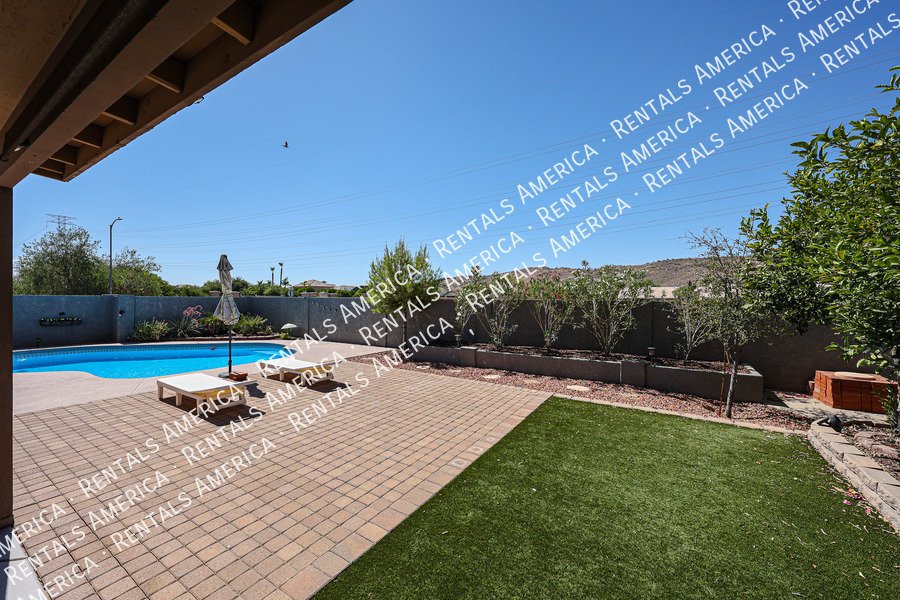 Amazing 4 Bedroom with Private Pool property image