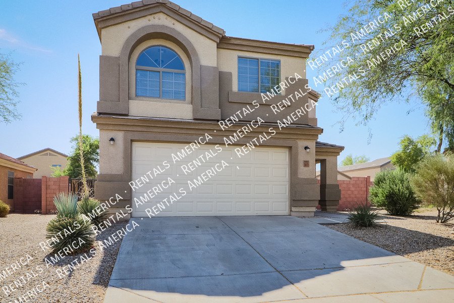 Wonderful 4-bedroom home with a loft located in San Tan Heights. property image