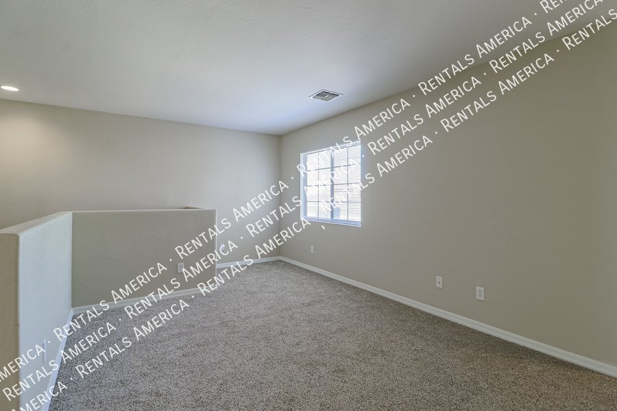 Wonderful 4-bedroom home with a loft located in San Tan Heights. property image