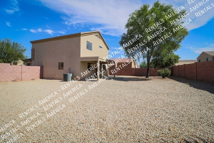 Wonderful 4-bedroom home with a loft located in San Tan Heights. property image