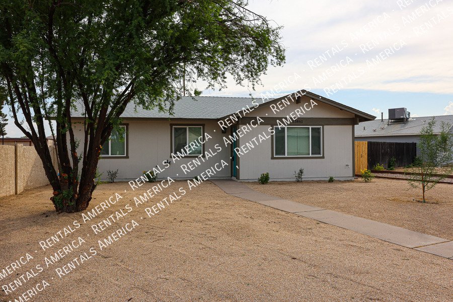 Charming 3 bedroom home in Glendale! property image