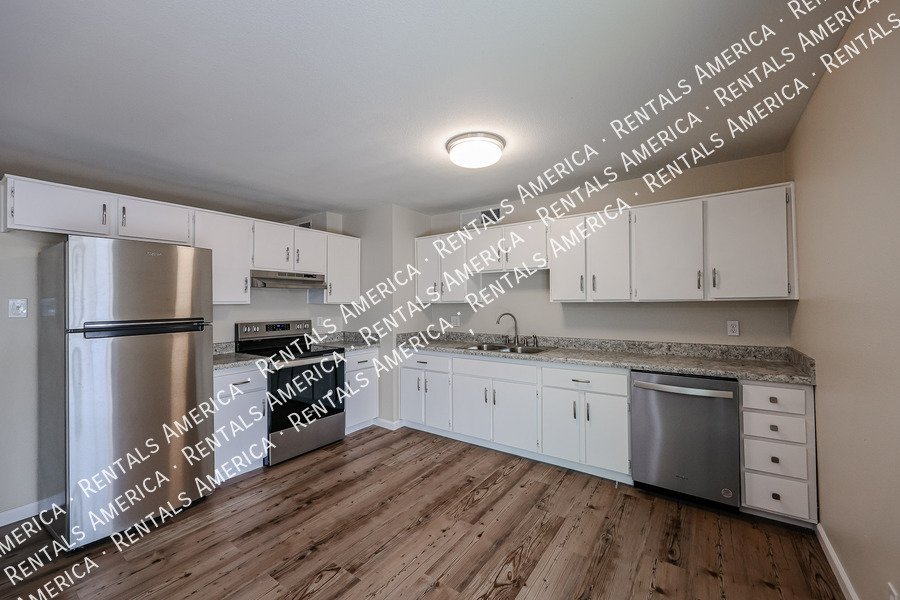 Charming 3 bedroom home in Glendale! property image