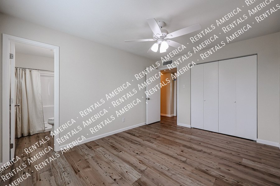 Charming 3 bedroom home in Glendale! property image